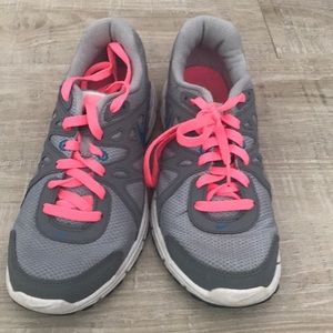 Nike sneakers Size 8 1/2